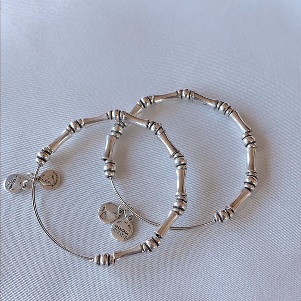 Pair of bangles